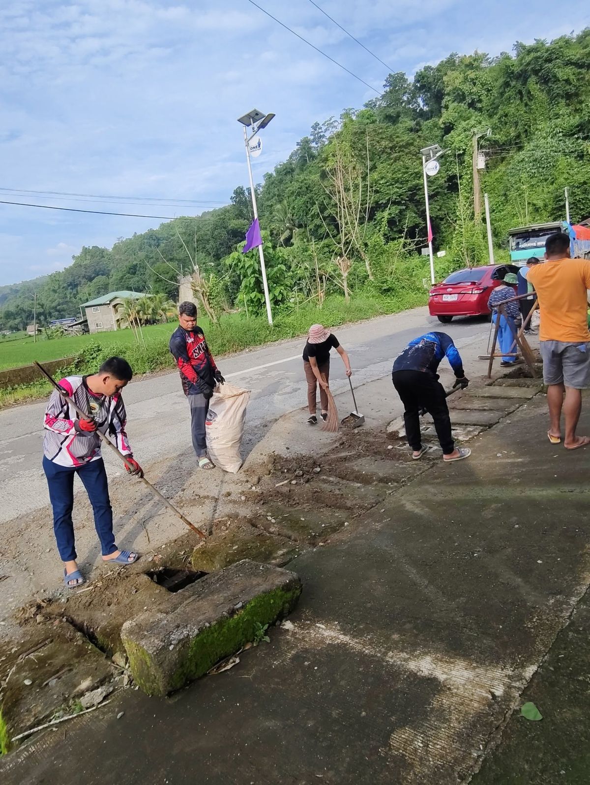 CLEAN-UP DRIVE AT SUYO PUBLIC MARKET - Image 6